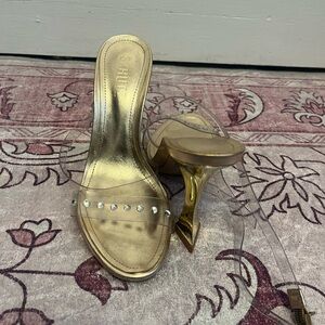 SCHUTZ Gold Metallic Heels with Studded Strap